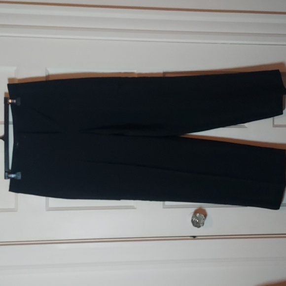 Theory Relaxed Fit Cargo Pants In Black Size 6 NWOT - Picture 2 of 15